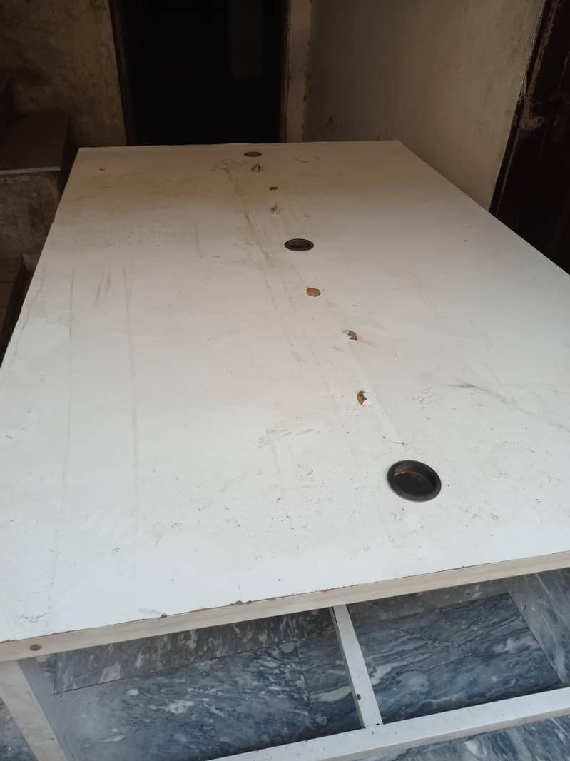 Studio Table 1