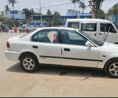 Honda Civic EXi 2000
