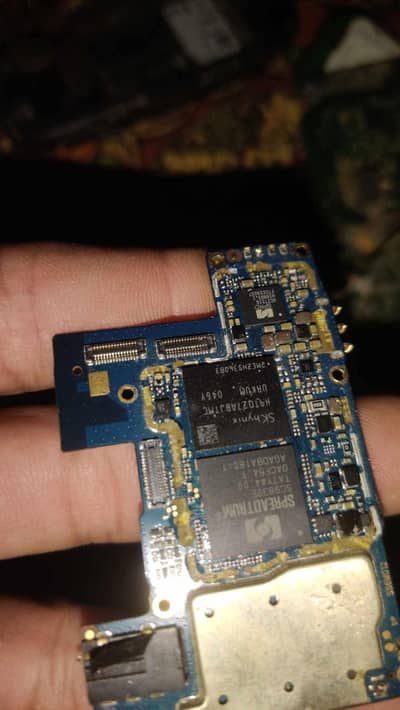 One Plus 9 Pro mother board required