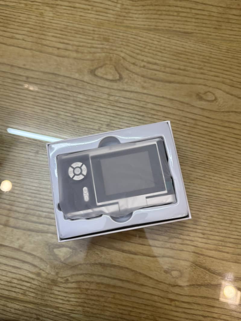 Camera 6