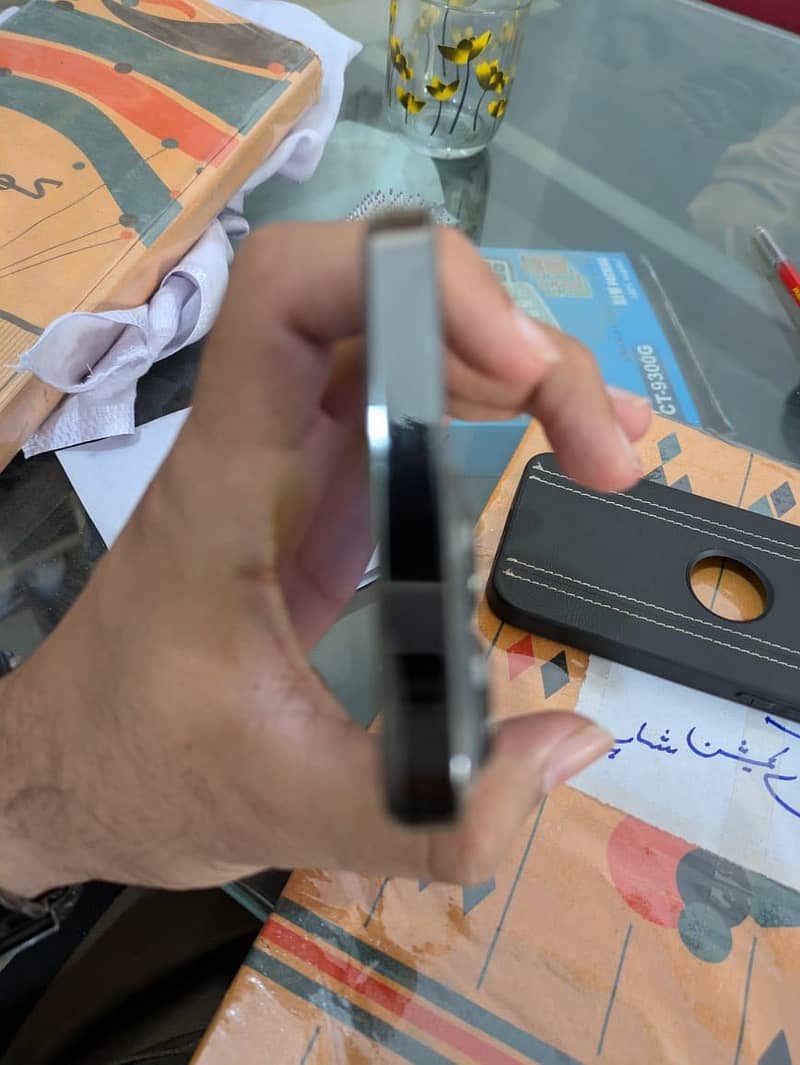 Apple iPhone 13 Pro 6