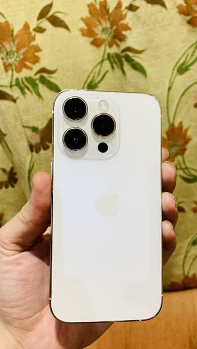 Apple iPhone 14 Pro