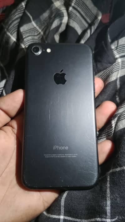 Apple iPhone 7