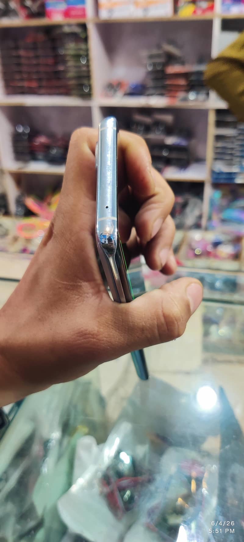 One Plus 9 Pro 4