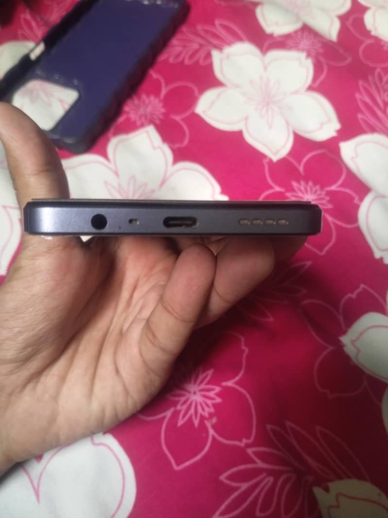 Realme Note 60 5