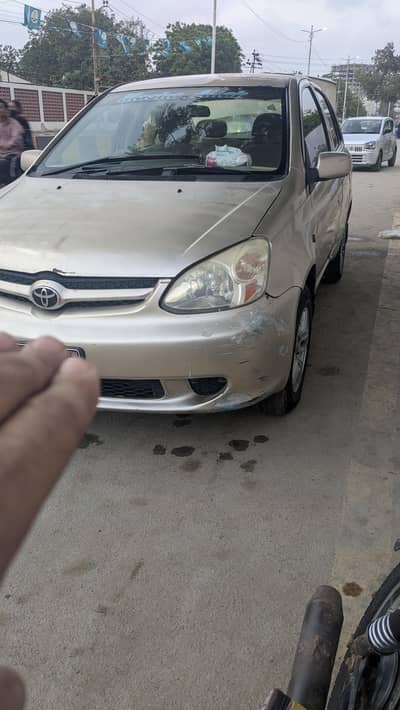 Toyota Platz manual 2003/06