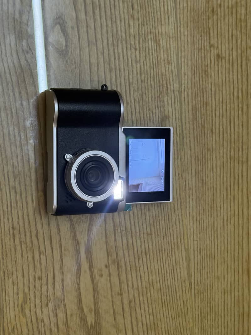 Digital Camera 8