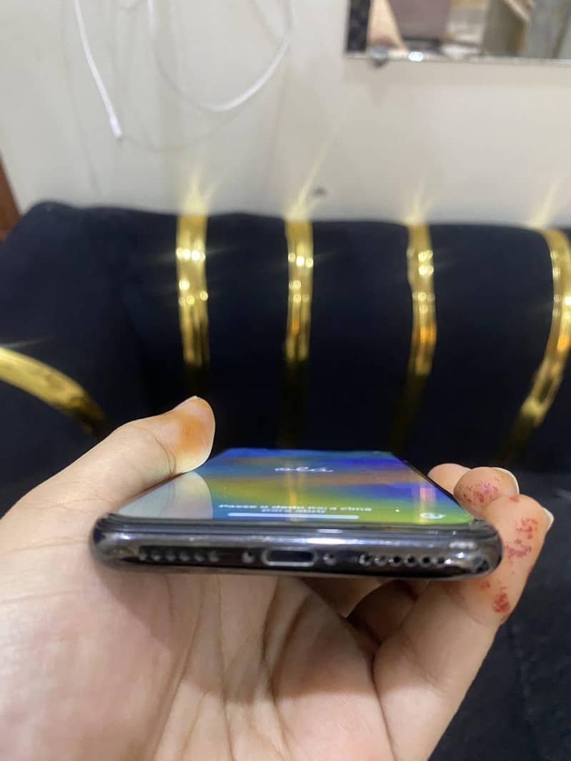 Apple iPhone X 1