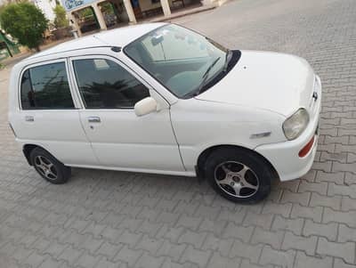 Daihatsu Cuore 2005