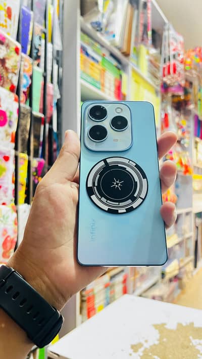 Infinix Hot 40