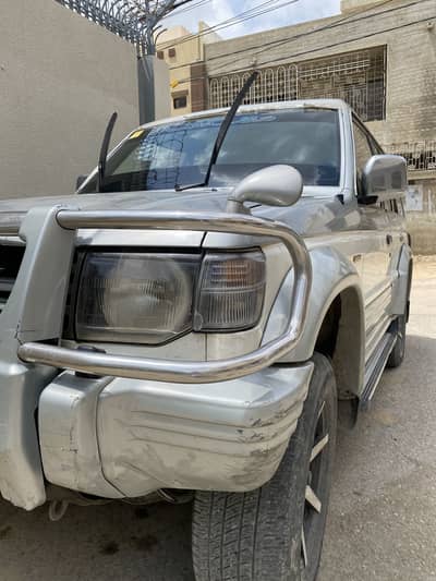 Mitsubishi Pajero 1991