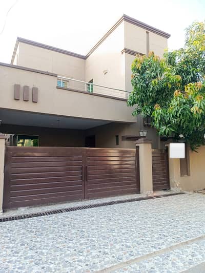 10 MARLA 4 BED HOUSE AVAILABLE FOR SALE IN ASKARI 11 SECTOR B