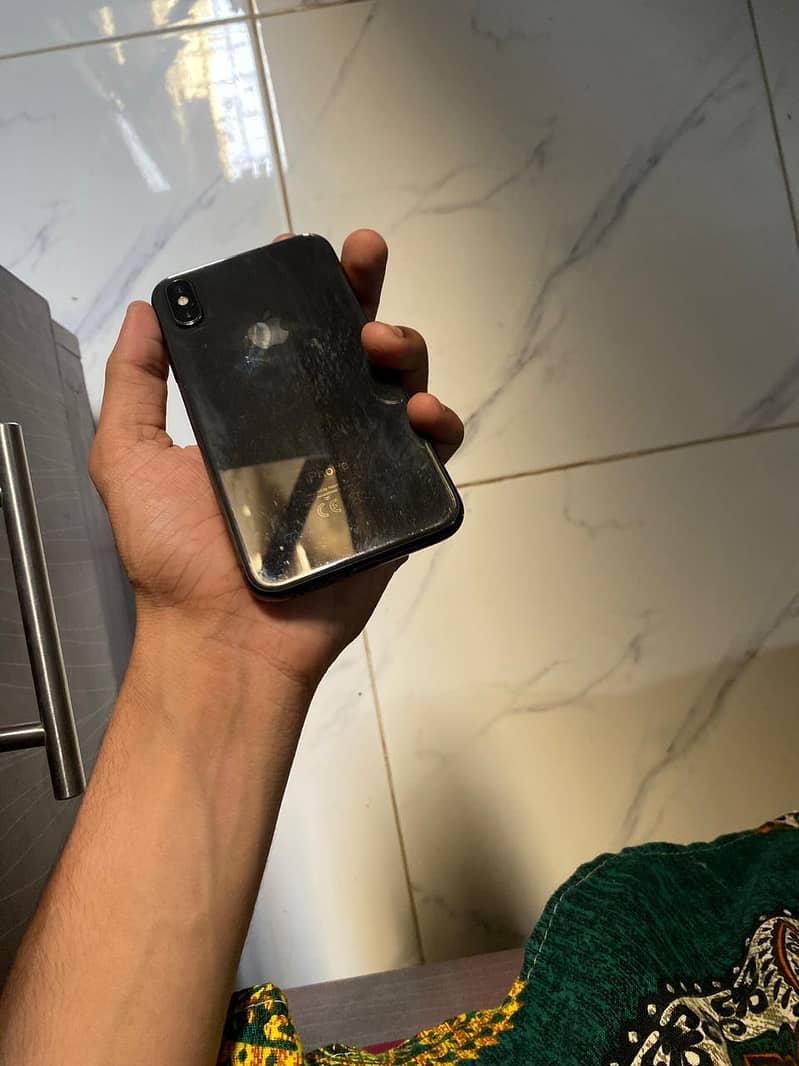 Apple iPhone X 1