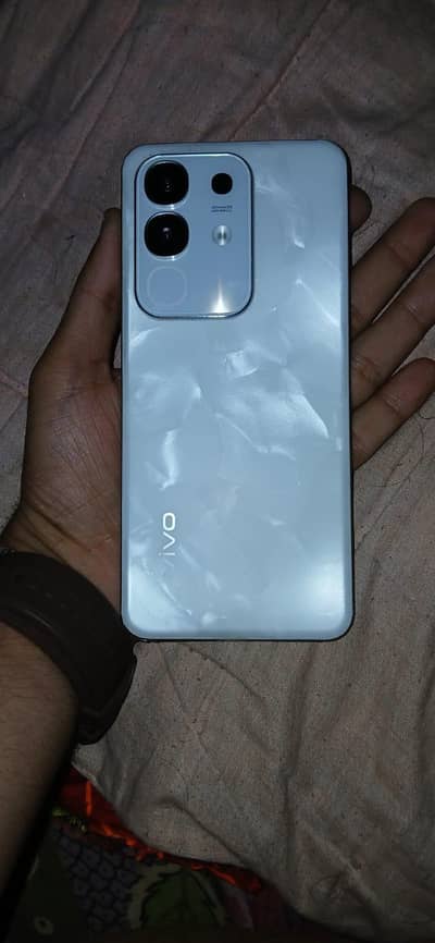 Vivo Y29 8+8/256 with 7 month warranty