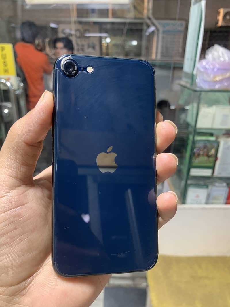 Apple iPhone SE 0