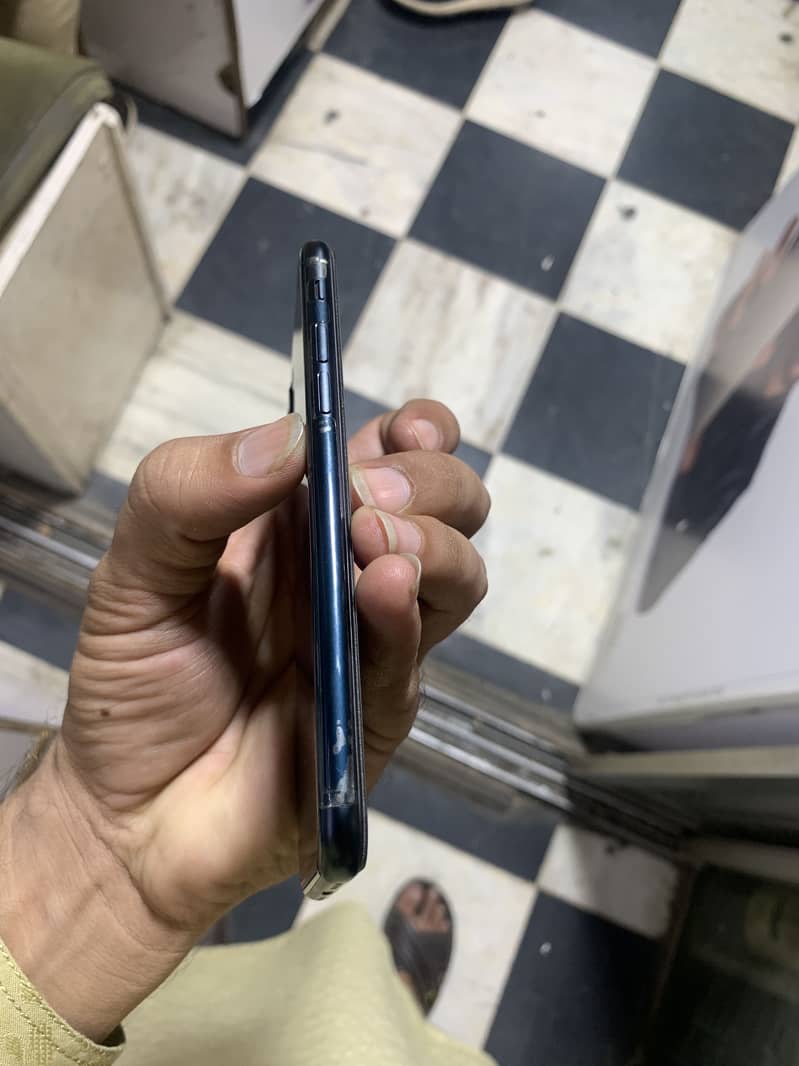 Apple iPhone SE 1