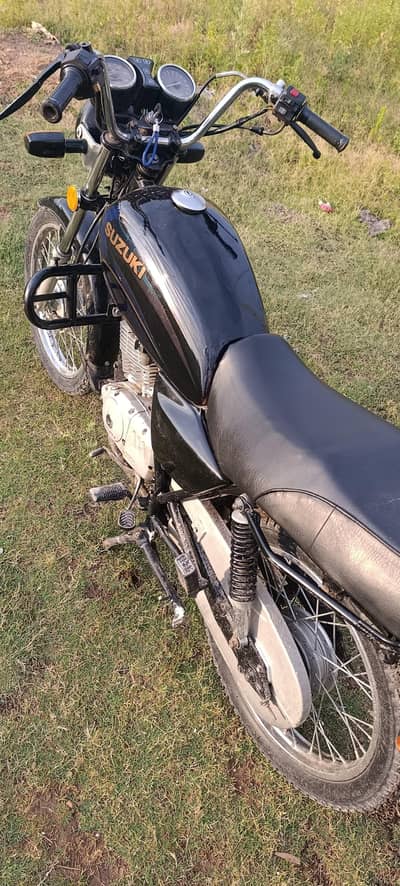 Suzuki GS 150 very good condition