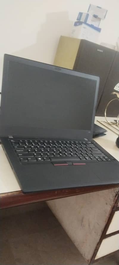 Lenovo T480 i5 8th Gen 8gb 256gb SSD