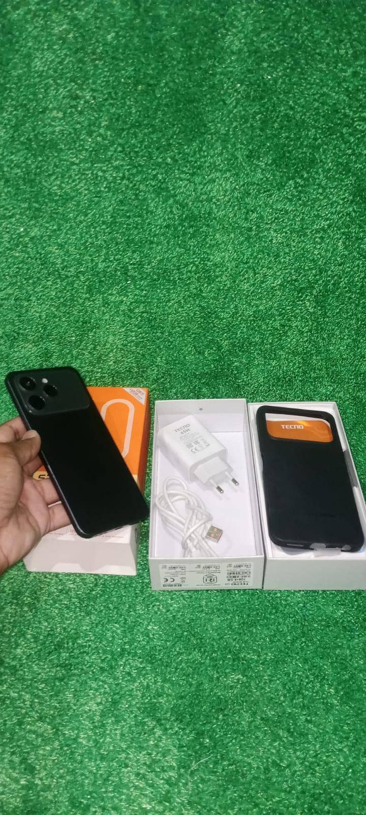 Tecno CAMON 40 2