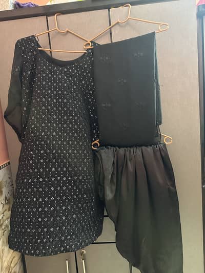 Black patiyala suit in half prize
