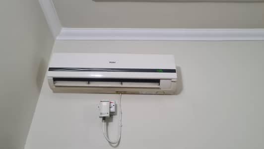 Haier 1.5 Ton Heat & Cool Split Air Conditioner