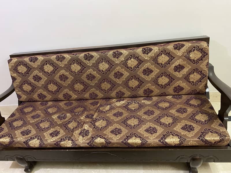 Sleeper sofa for safe 0