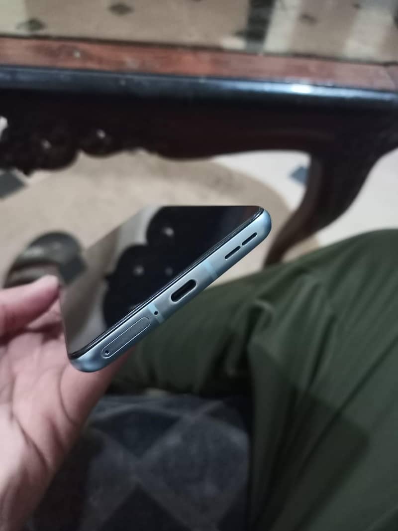 One Plus 9R 3