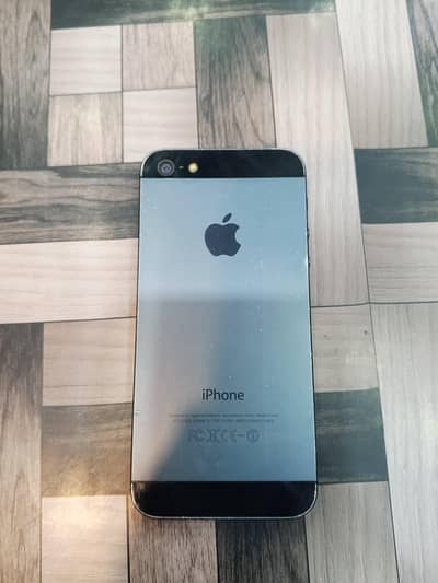 2no iphone 5 hann PTA Approved just panel change hoga