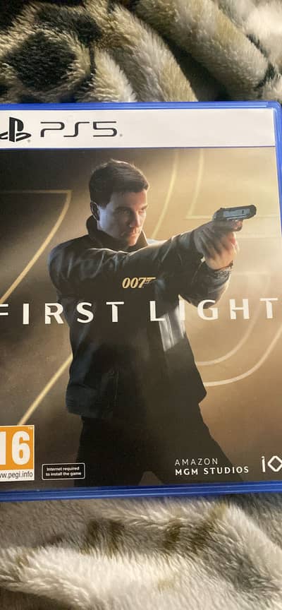 First Light 007 ps5 Disc
