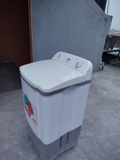 SPIN DRYER 10/10 NO FAULT