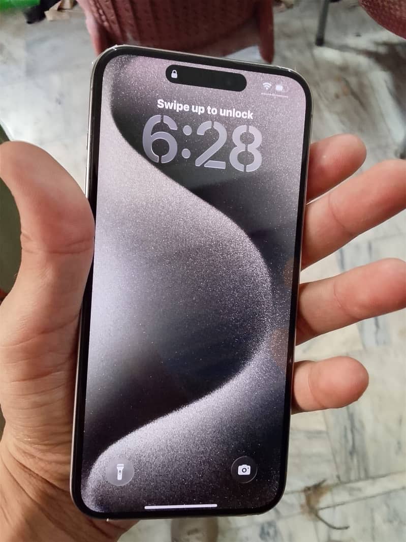 Iphone 15pro max 6