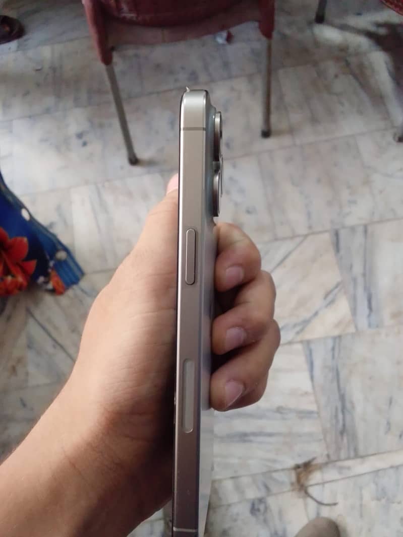 Iphone 15pro max 1