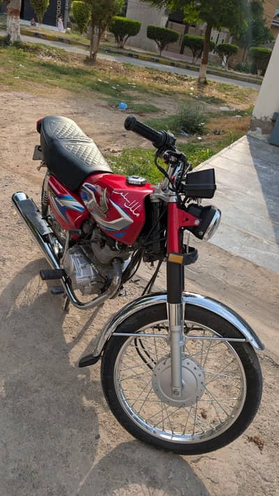 Honda 125 2022 model like bramd new