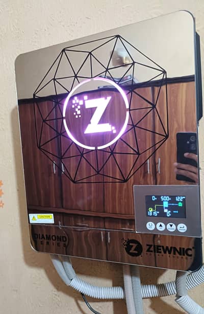 Zewnic Inverter Diamond Series 4.5 KV PV6500 Hybrid