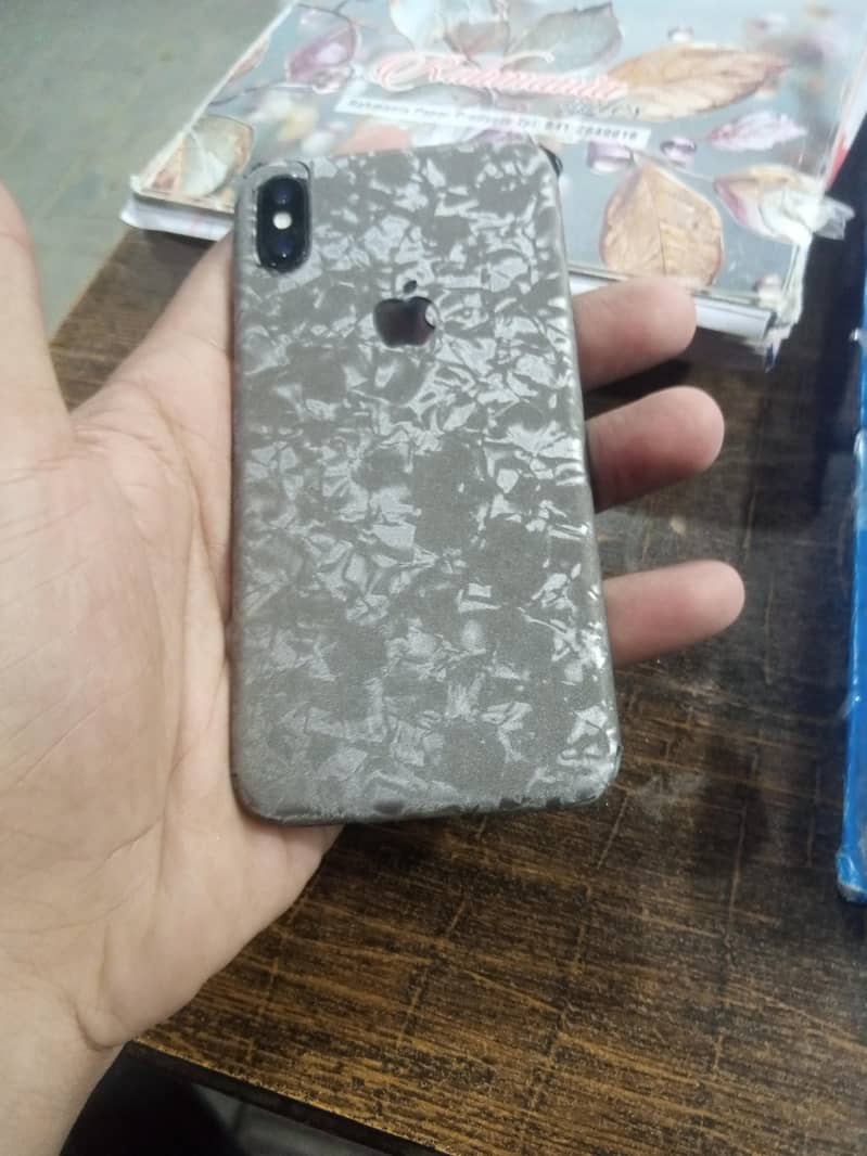 Apple iPhone X 1