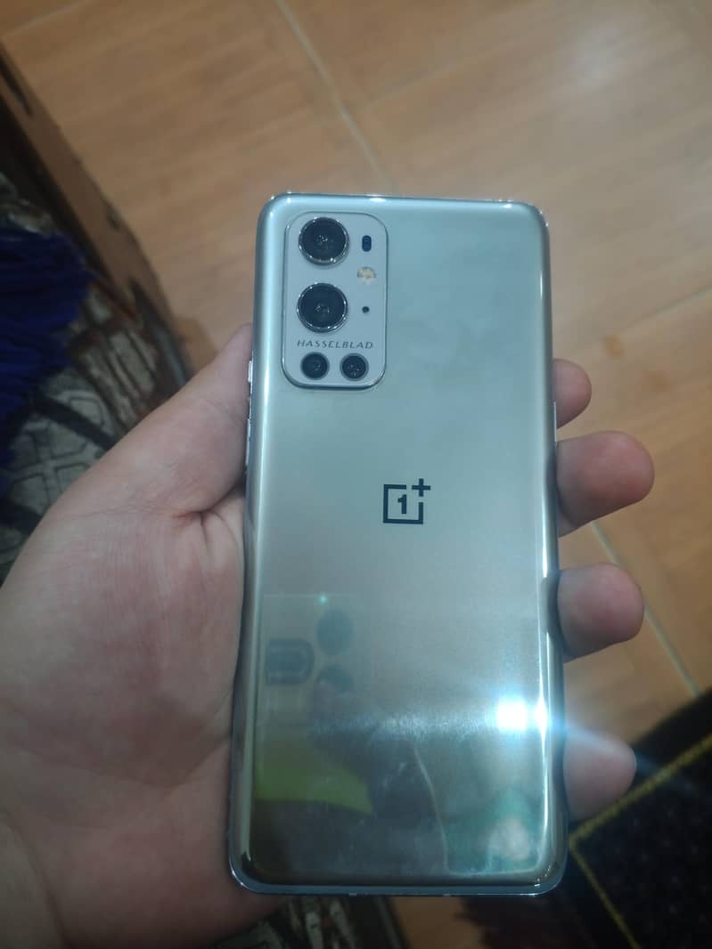 One Plus 9 Pro 0