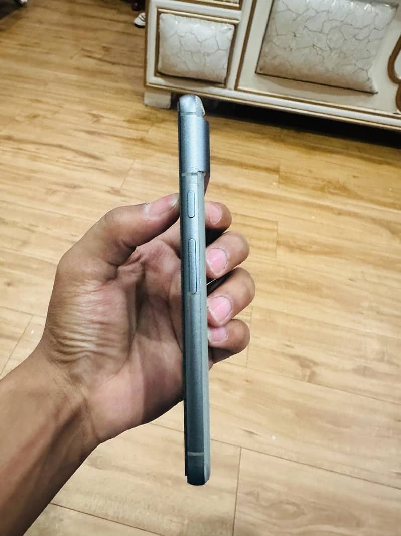 Google Pixel 8 1