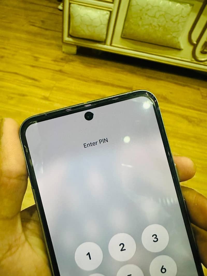 Google Pixel 8 6