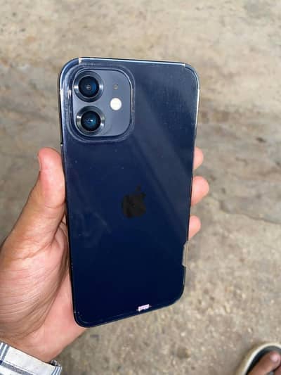 Apple iPhone 12