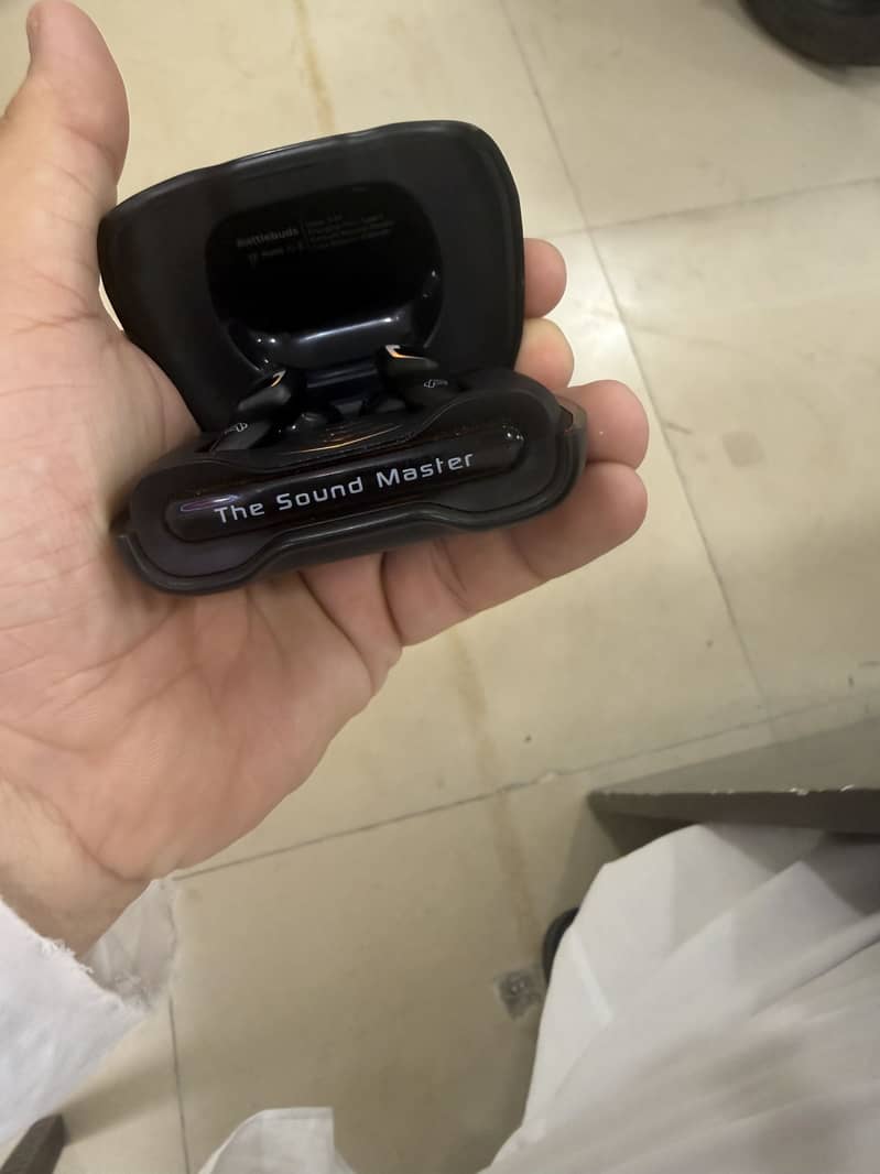 AUDIONIC BATTLE EARBUDS 4