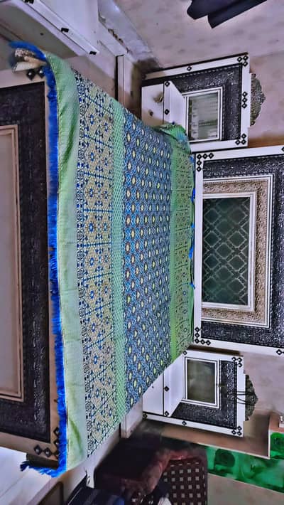 wooden bed set