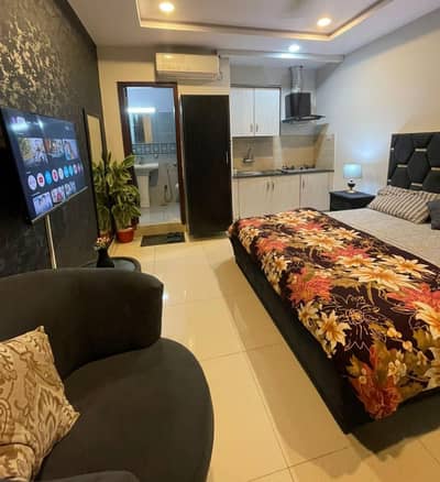 Per day/ Daily and weekly basis, Studio fully furnished apartments available for rent Gulberg Greens Islamabad