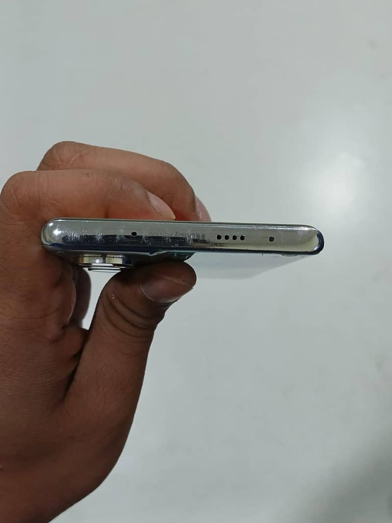 Tecno CAMON 40 Pro 3