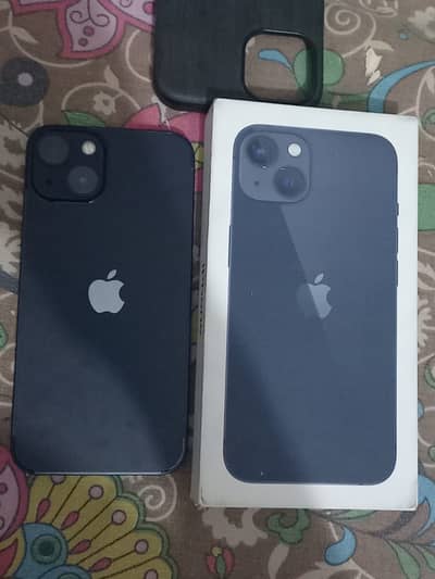 Apple iPhone 13