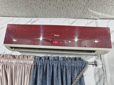 Haier 1.5 ton indoor unit with remote