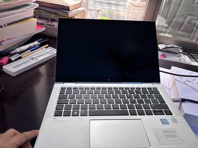 HP EliteBook x360 1030 G4