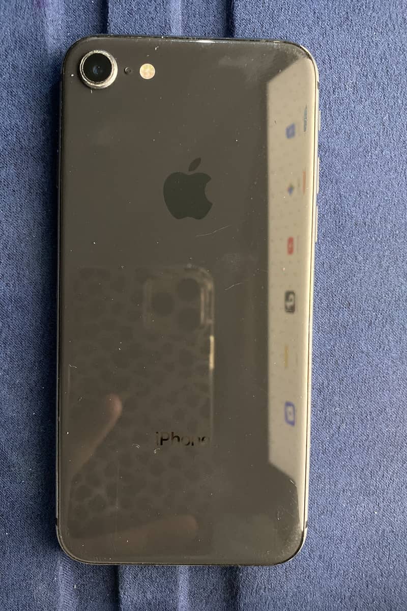 Apple iPhone 8 0
