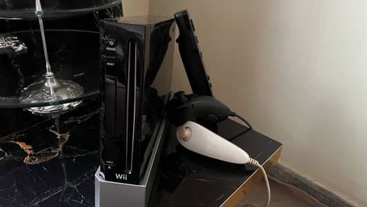 Nintendo wii console with controllers