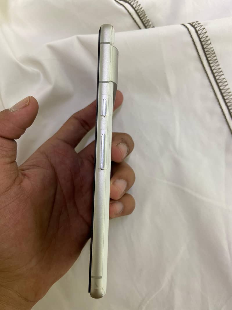 Google Pixel 7 3