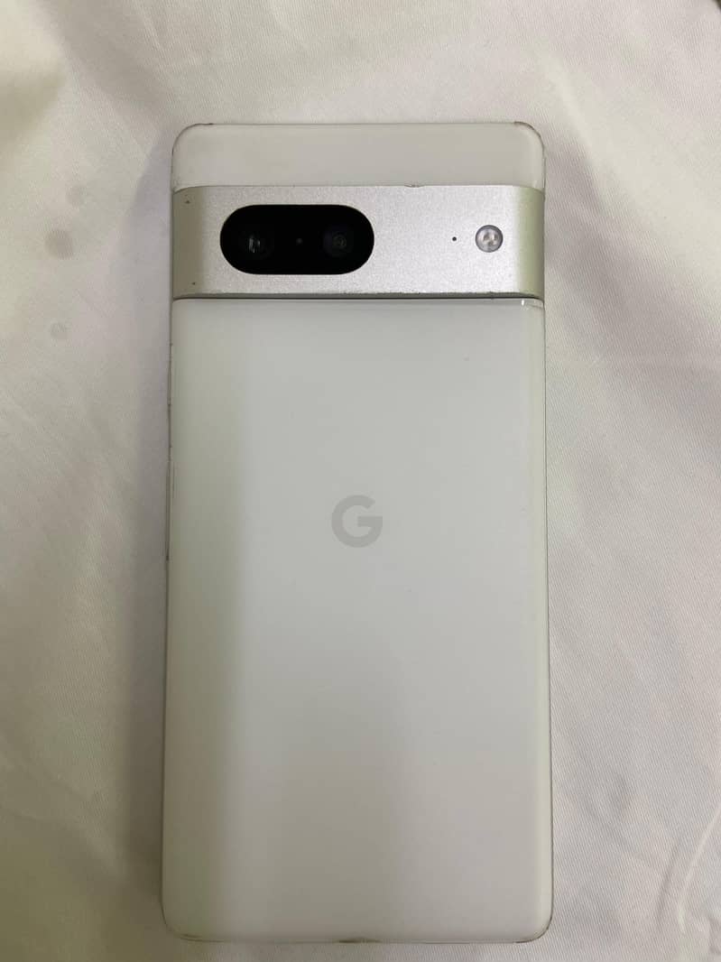 Google Pixel 7 4